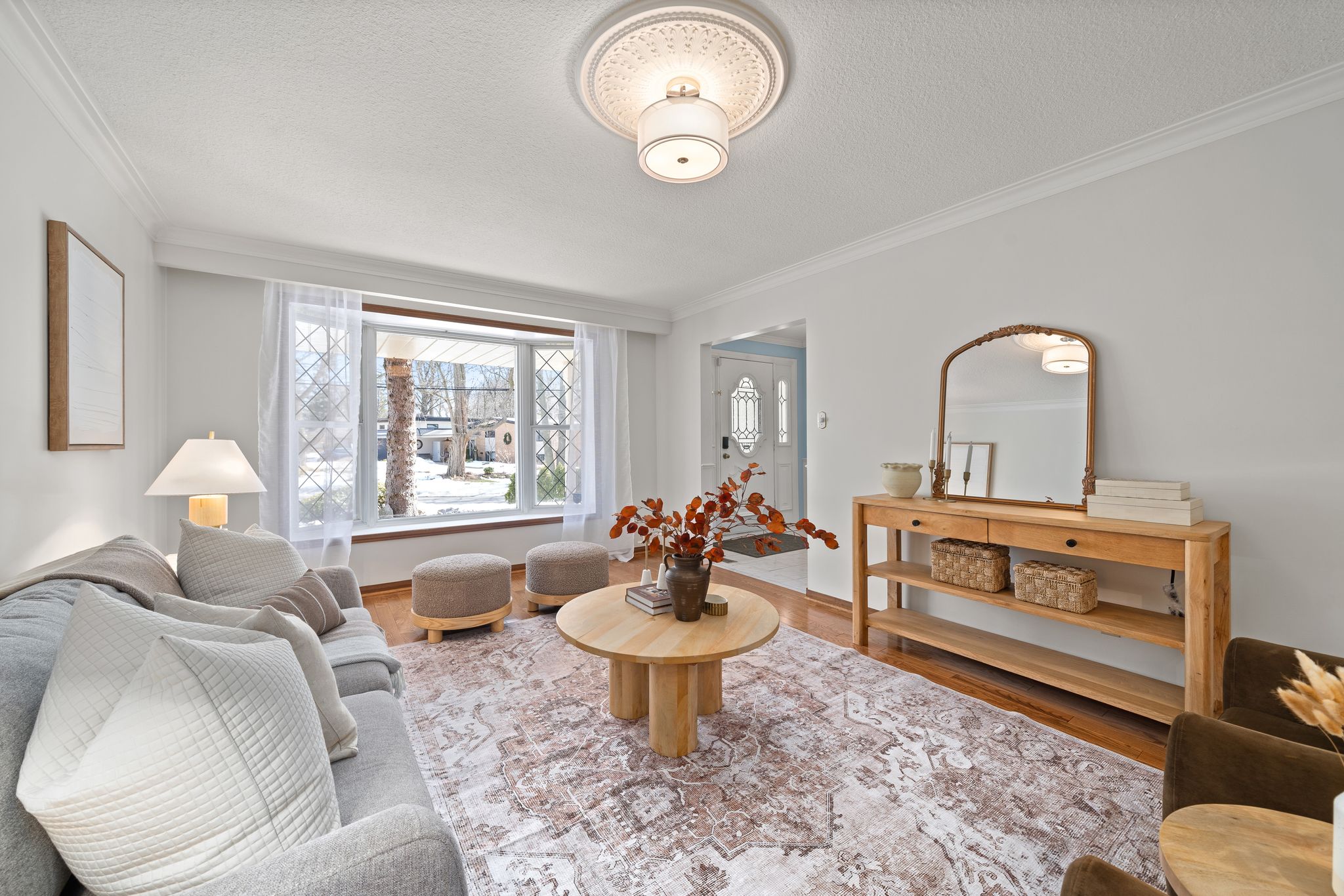 38A Deep Dene formal living room with large bay window. 