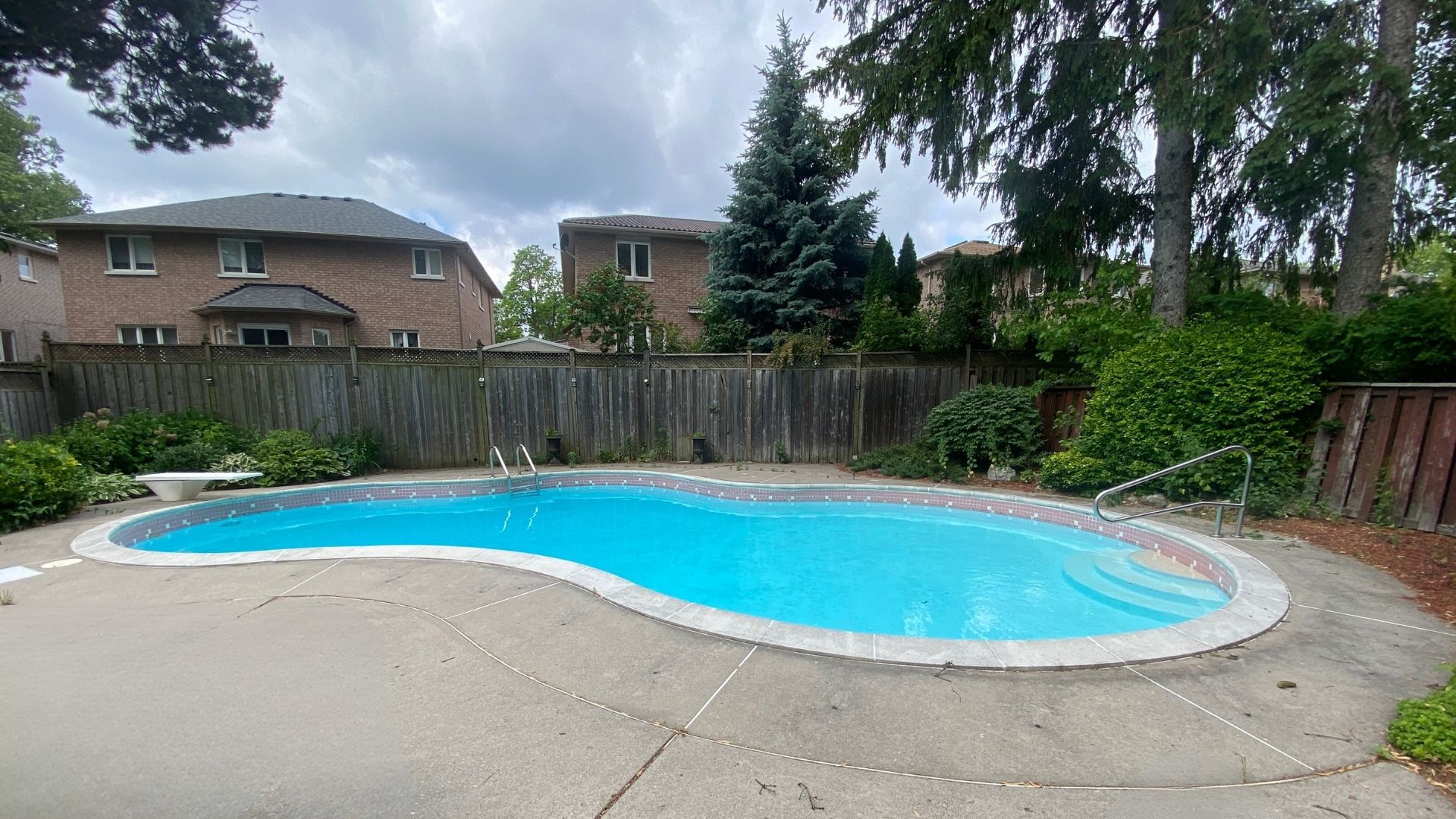 38A Deep Dene Pool