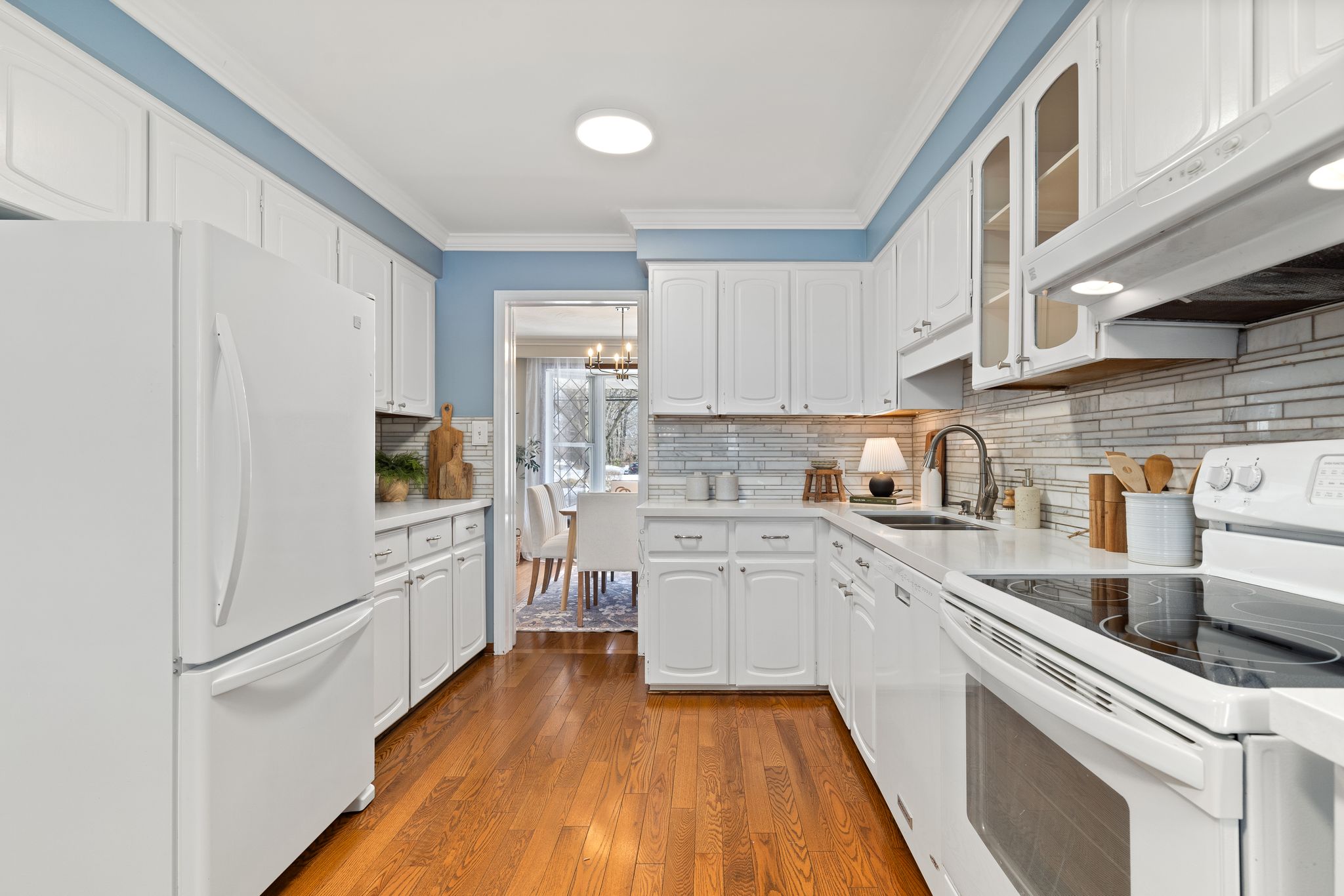 45 38A Deep Dene Dr Toronto ON