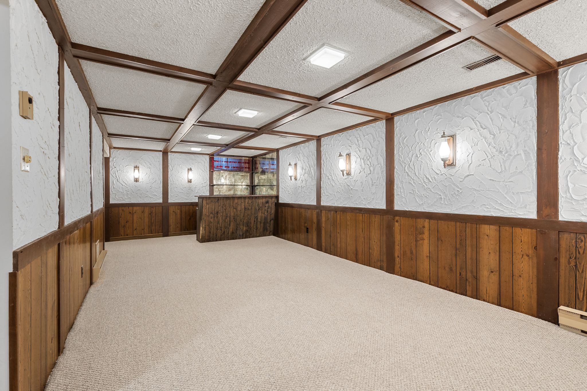 65 38A Deep Dene Dr Toronto ON