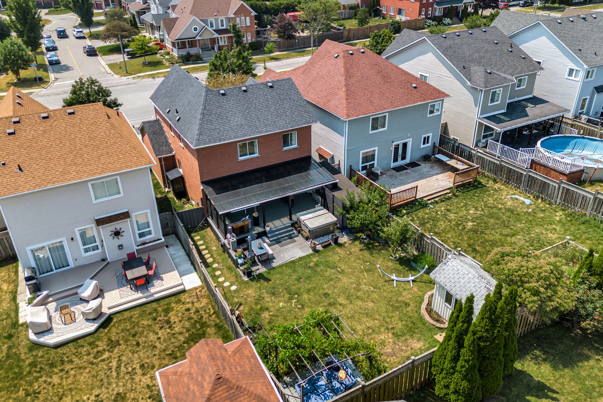 1509 Grandview St N Oshawa Aerial Backyard 5