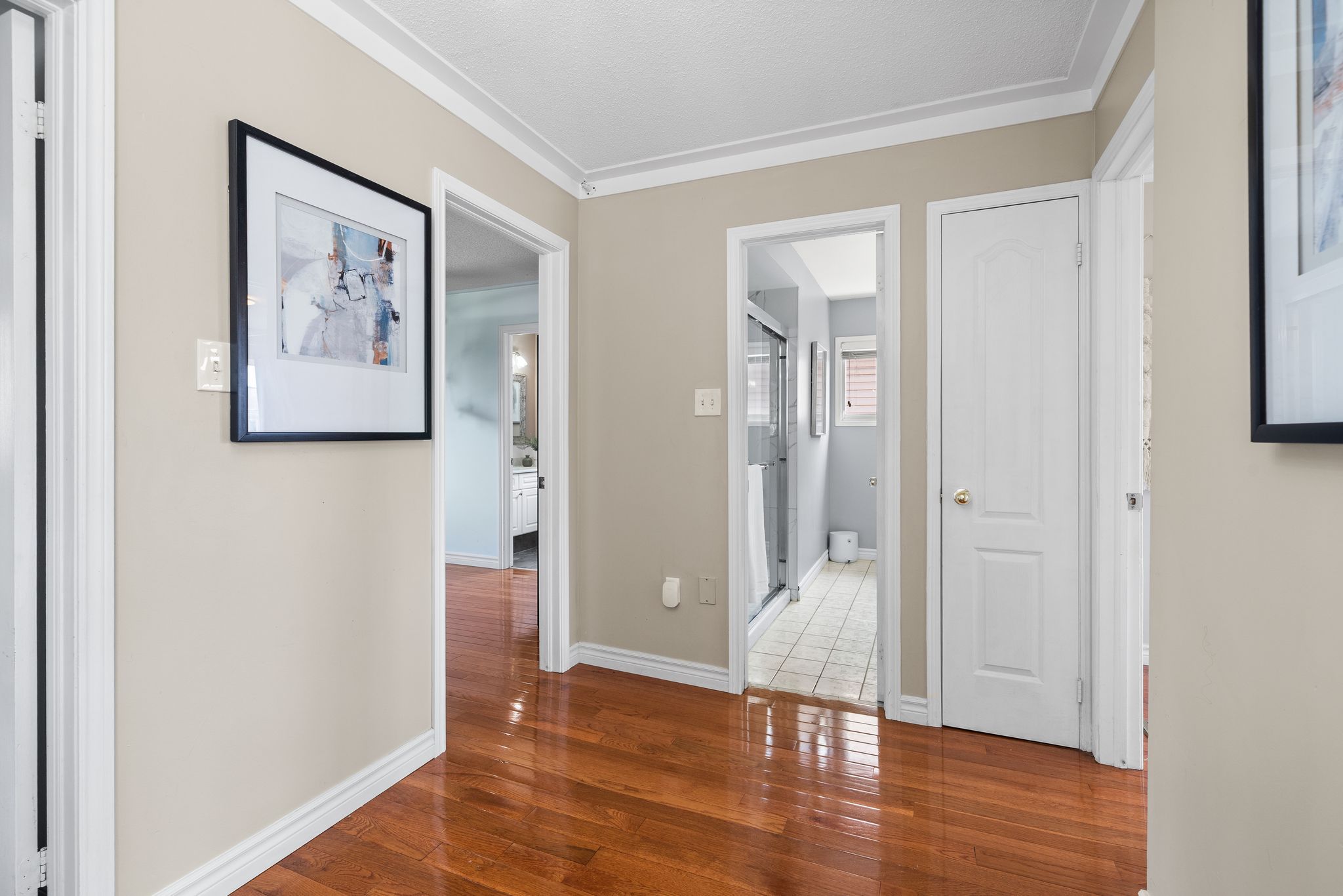 1509 Grandview St N Oshawa Upper Hall