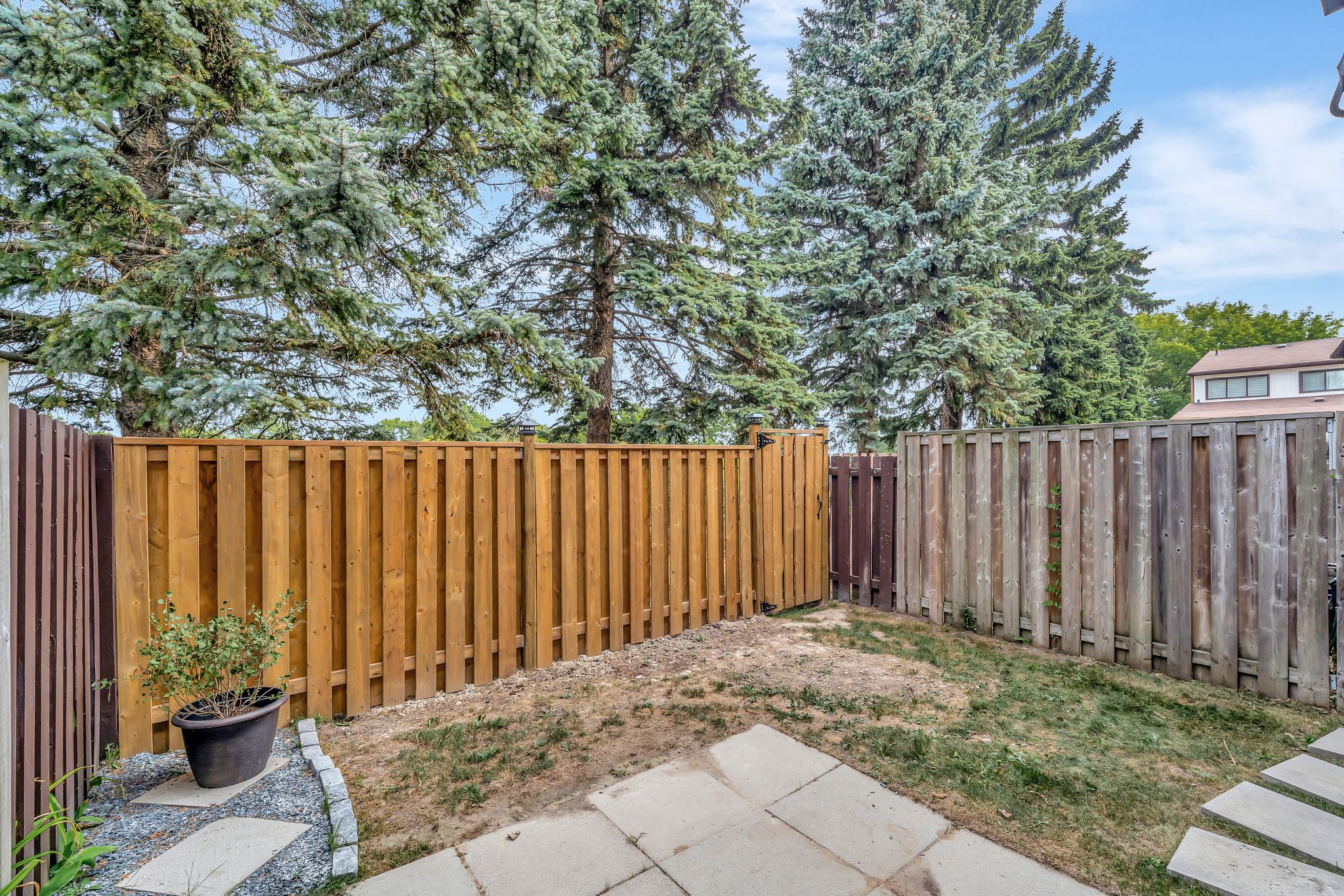 67 765 Oklahoma Dr Pickering ON Unit 10
