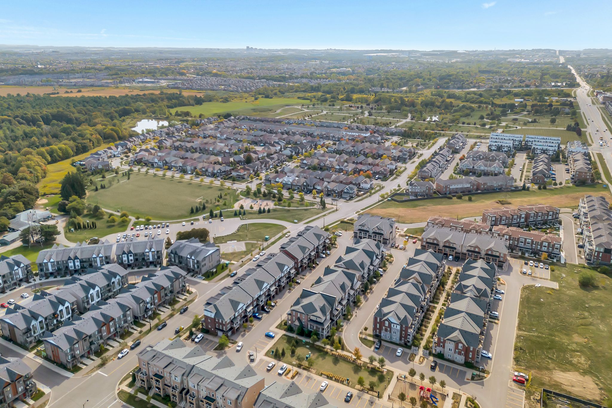 Aerial view of Duffin Heights community and Pickering Golf Club near 2598 William Jackson Dr Pickering.