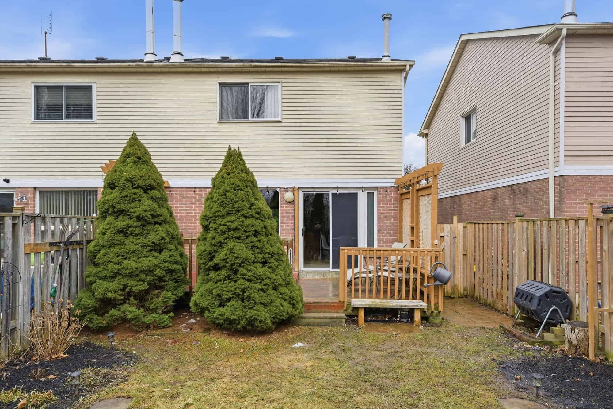 13 Rollo Dr laura mcbride Ajax realtor revel realty rear
