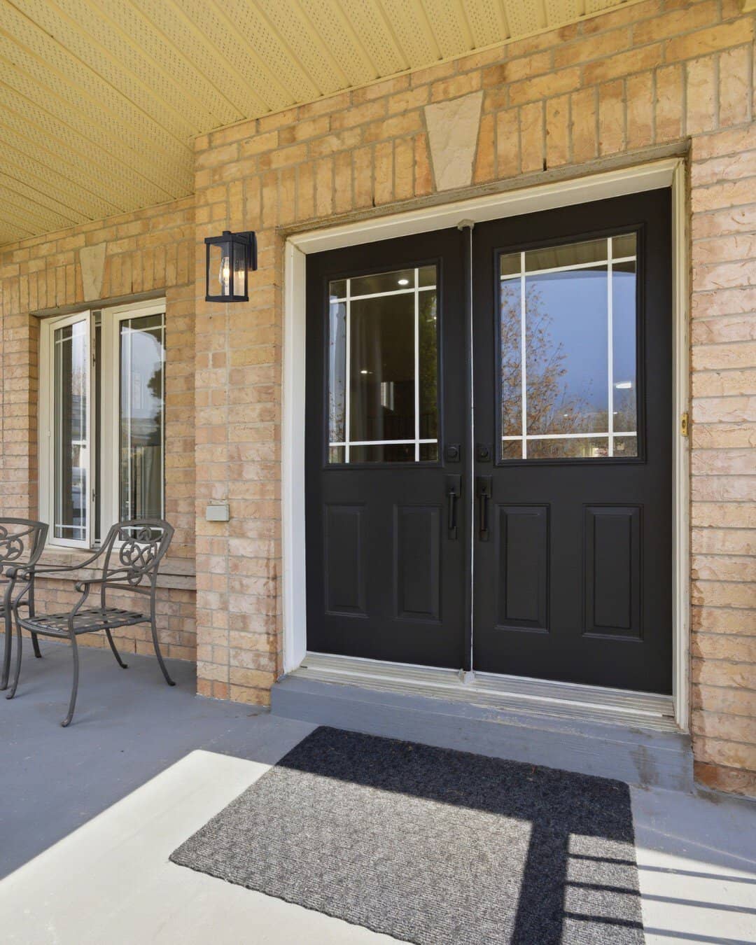 Front porch at 38A Deep Dene