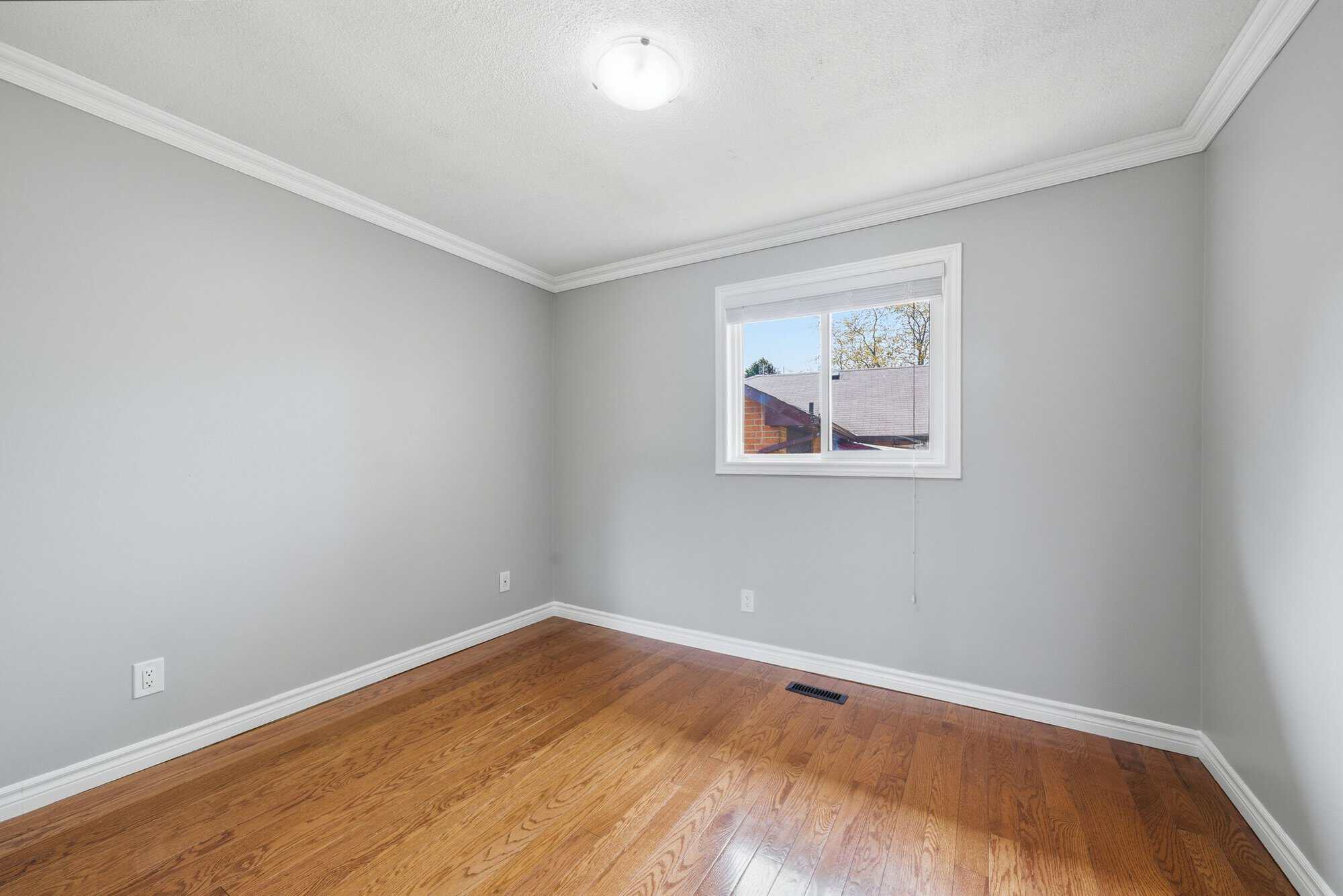 39 anstead cres laura mcbride ajax realtor revel realty 37