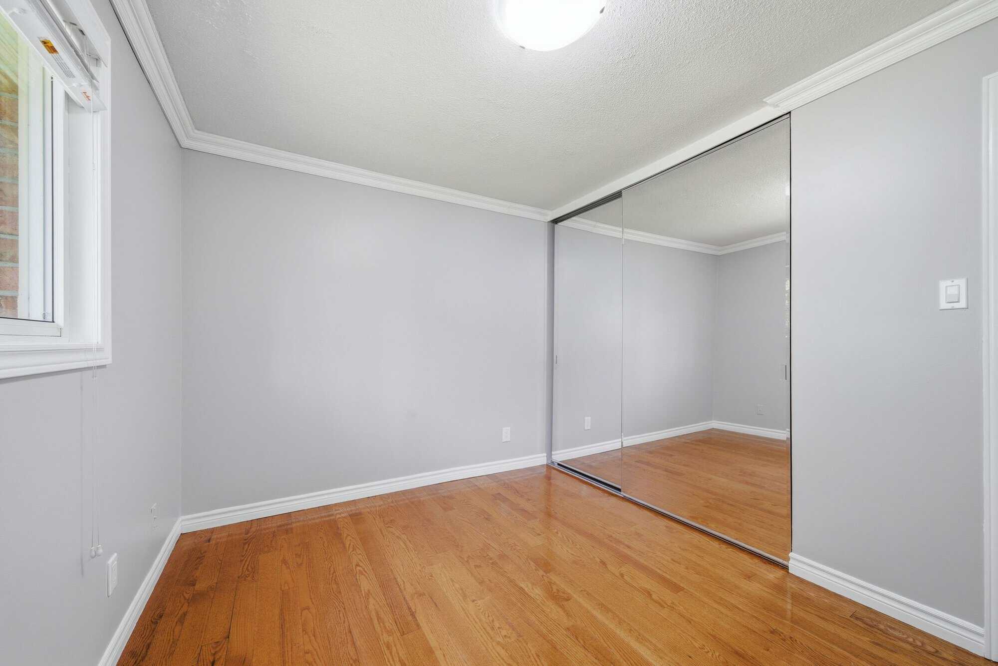 39 anstead cres laura mcbride ajax realtor revel realty 45