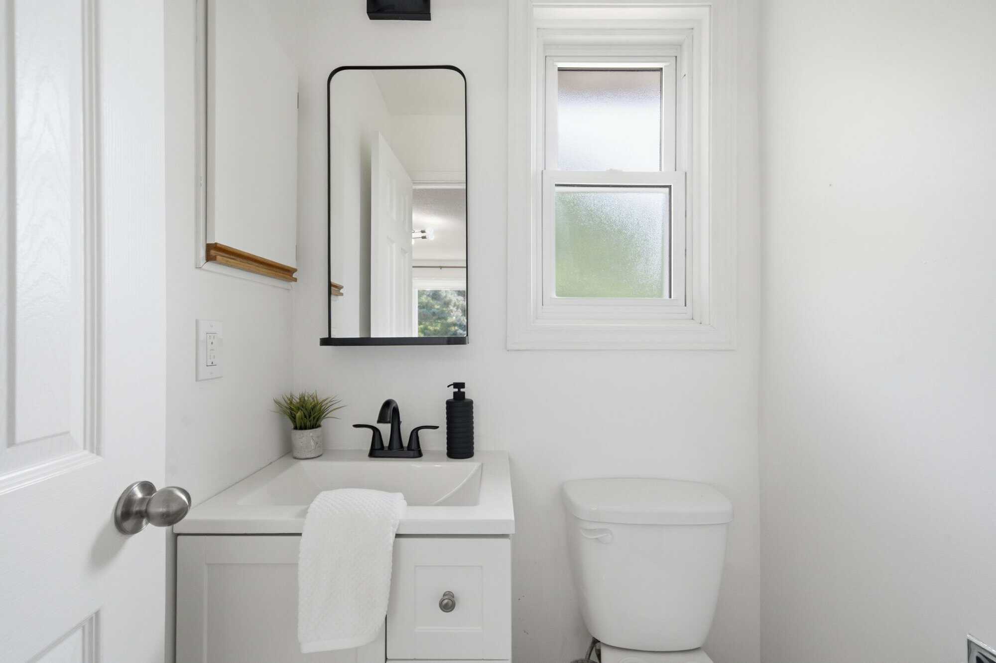 13 Flowers Cres laura mcbride ajax realtor 41 ensuite