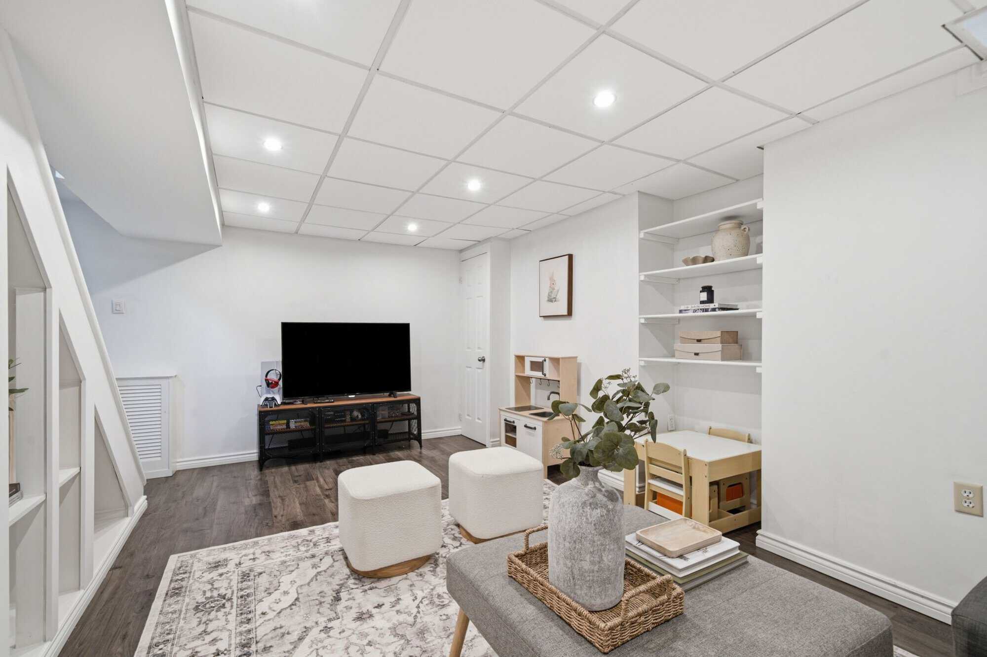 13 Flowers Cres laura mcbride ajax realtor 56 basement
