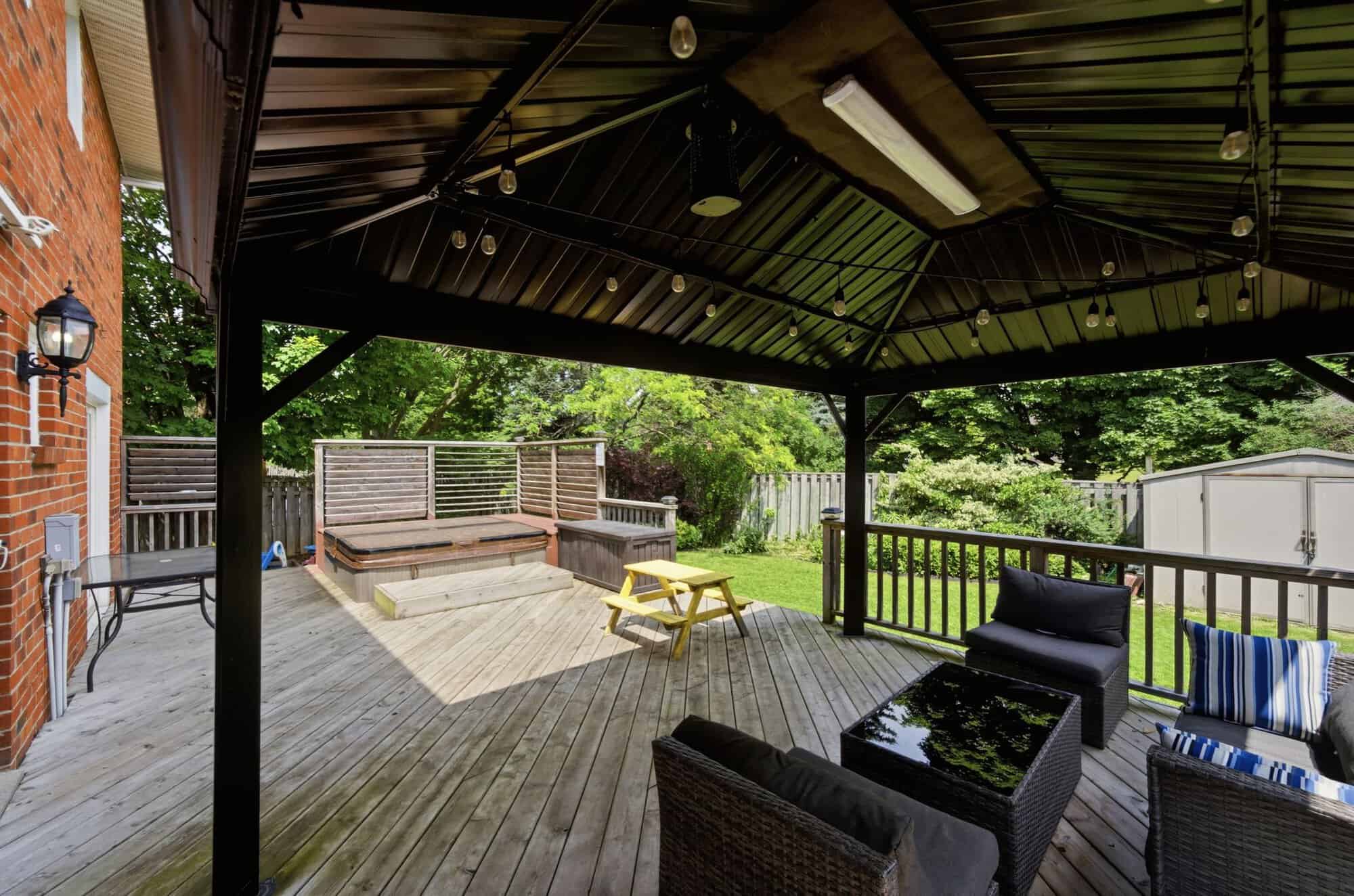 13 Flowers Cres laura mcbride ajax realtor 74 hottub