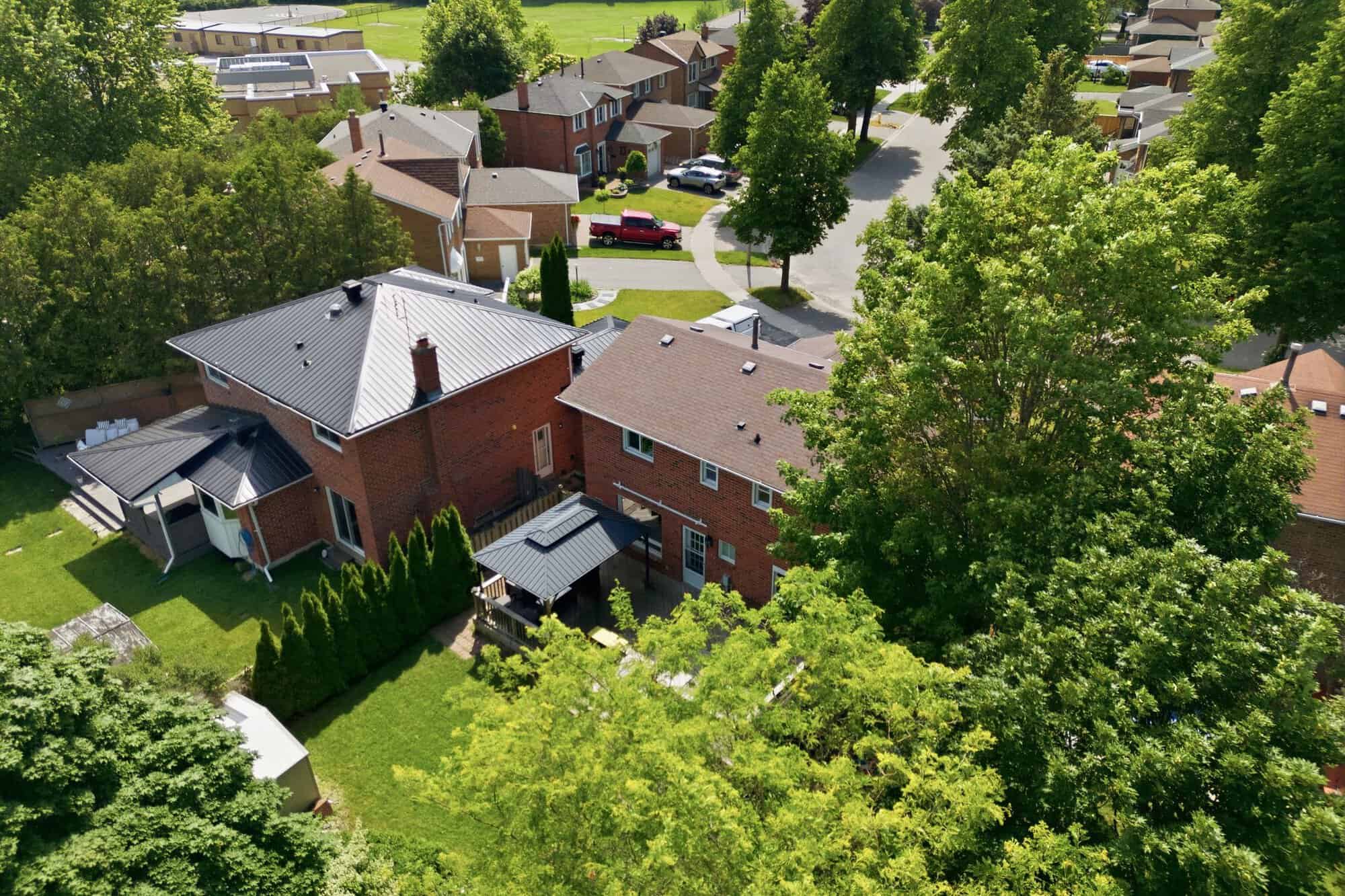 13 Flowers Cres laura mcbride ajax realtor 85 treetop
