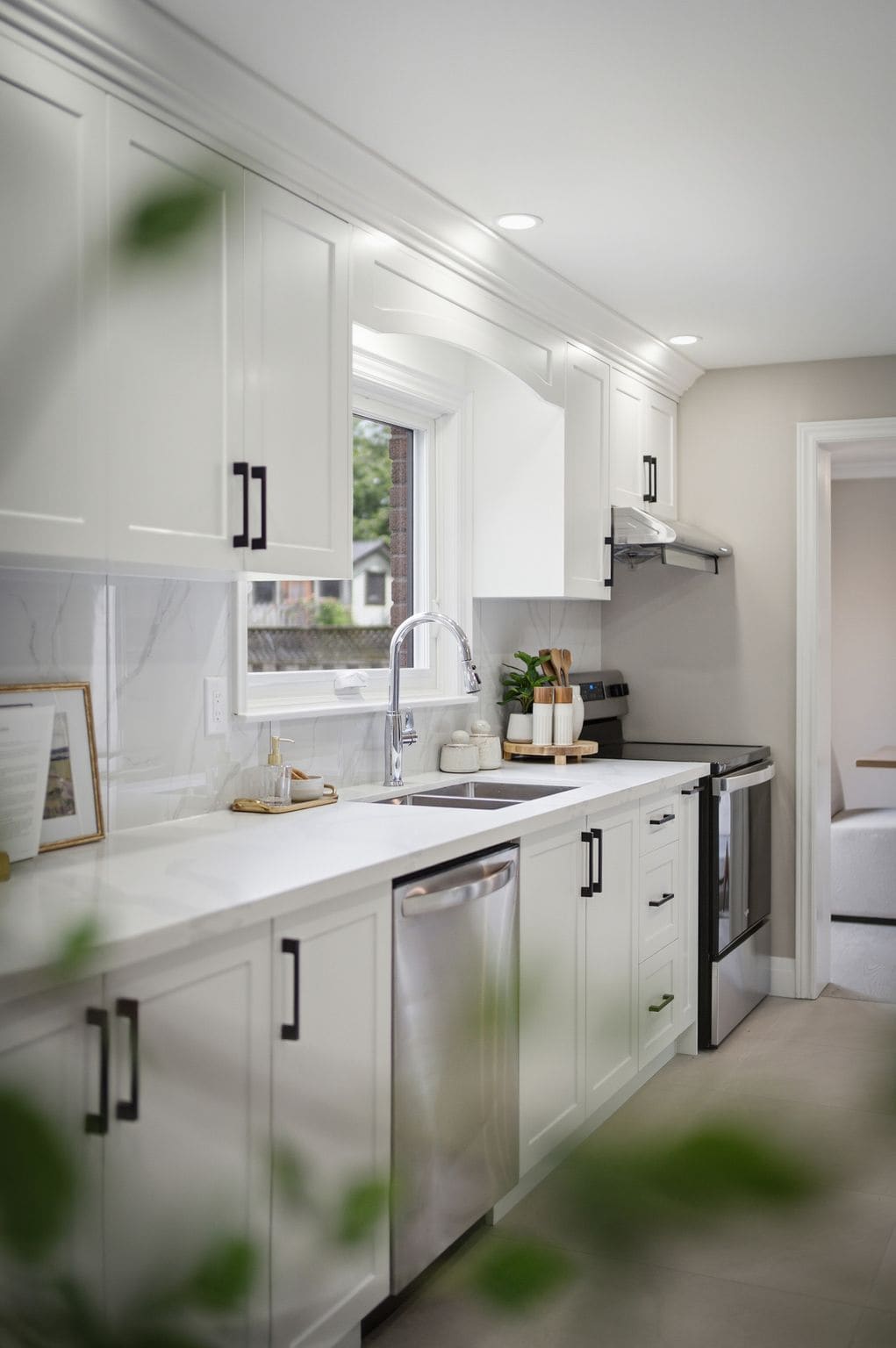 96 bolland cres laura mcbride ajax realtor south ajax home for sale kitchen 40