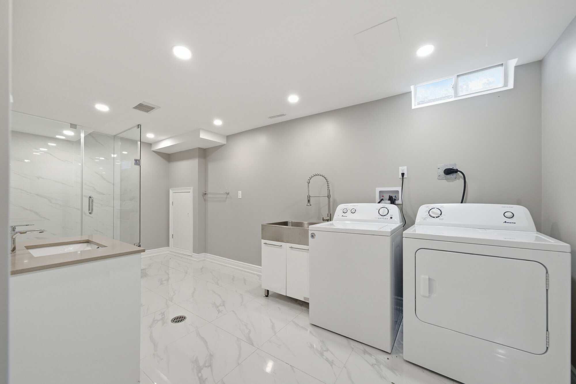 96 bolland cres laura mcbride ajax realtor south ajax home for sale laundry 70